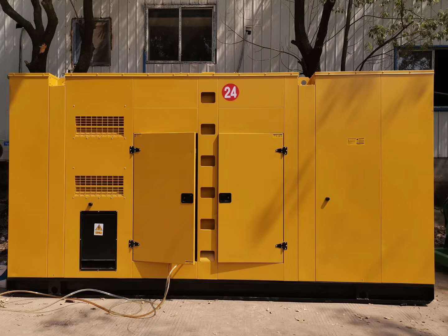 城阳租赁发电机-国产柴油发电机油耗的奥秘